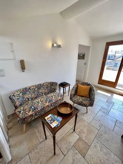 Appart. Avec Terrasse Au Coeur Du Centre Historique Aix-en-Provence Apartment